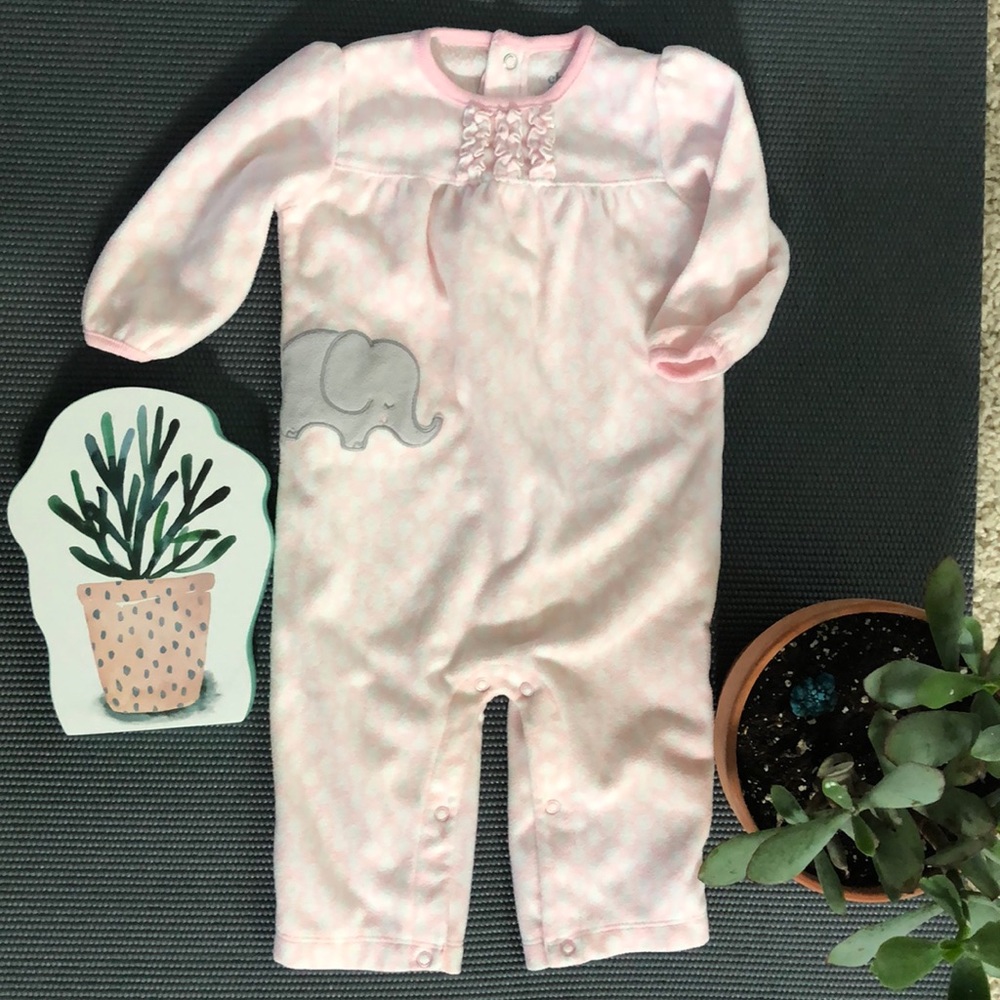 🎀Carter’s pink one pc outfit with gray elephant🎀 - Picture 1 of 4